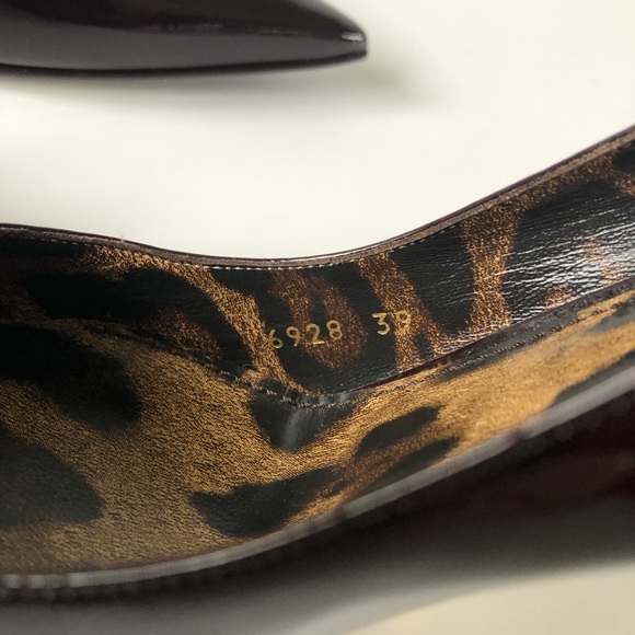 Dolce & Gabbana Burgundy Patent Pointed Toe Stiletto Heel Pumps Size 39/9 - Picture 10 of 11